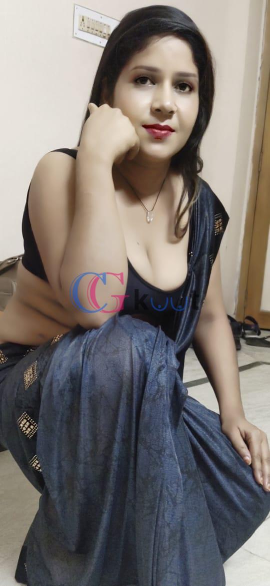 Special Night with Hot Mona Housewife